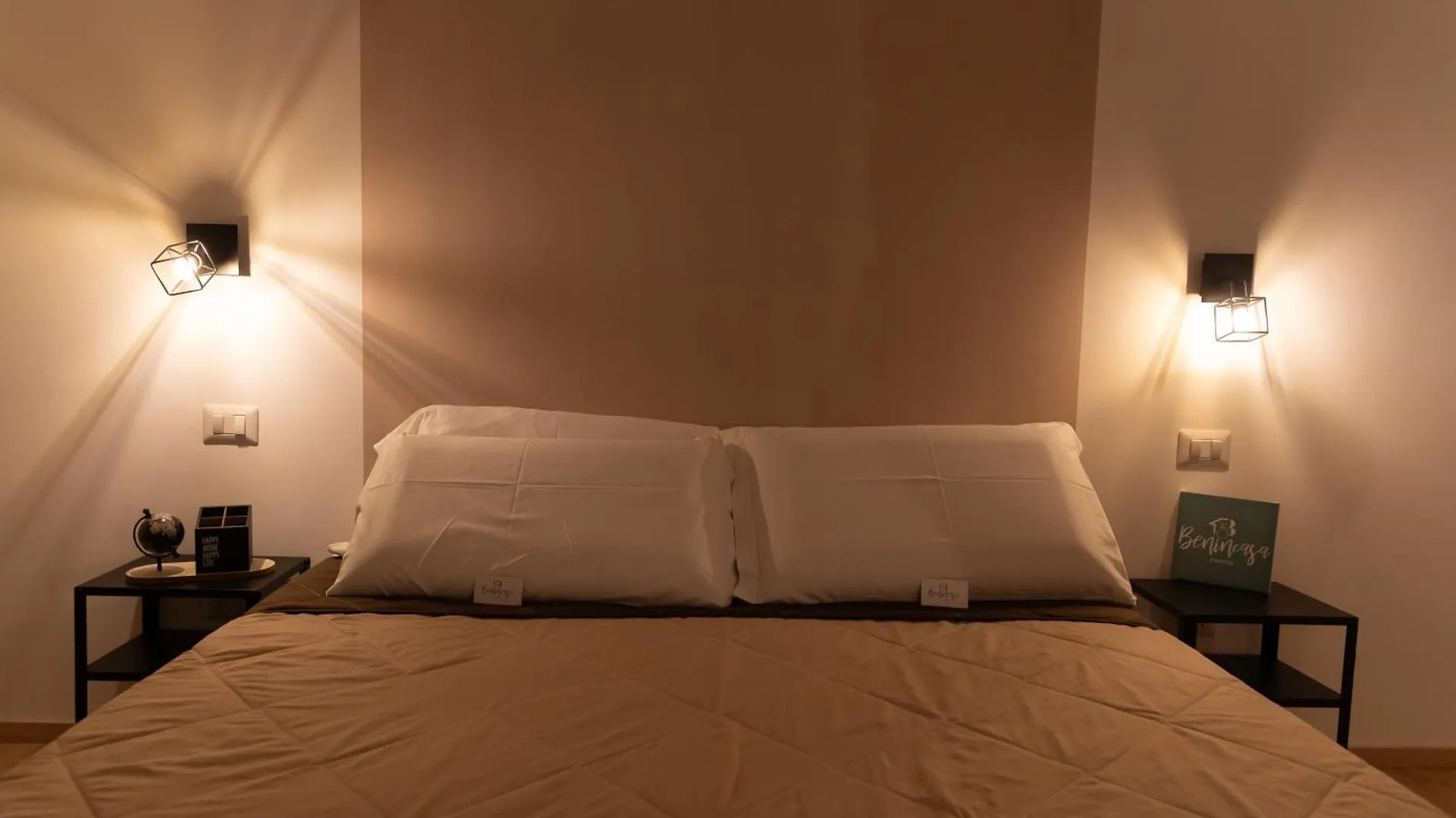 Benincasa Rooms Napoli فندق مبيت وإفطار نابولي