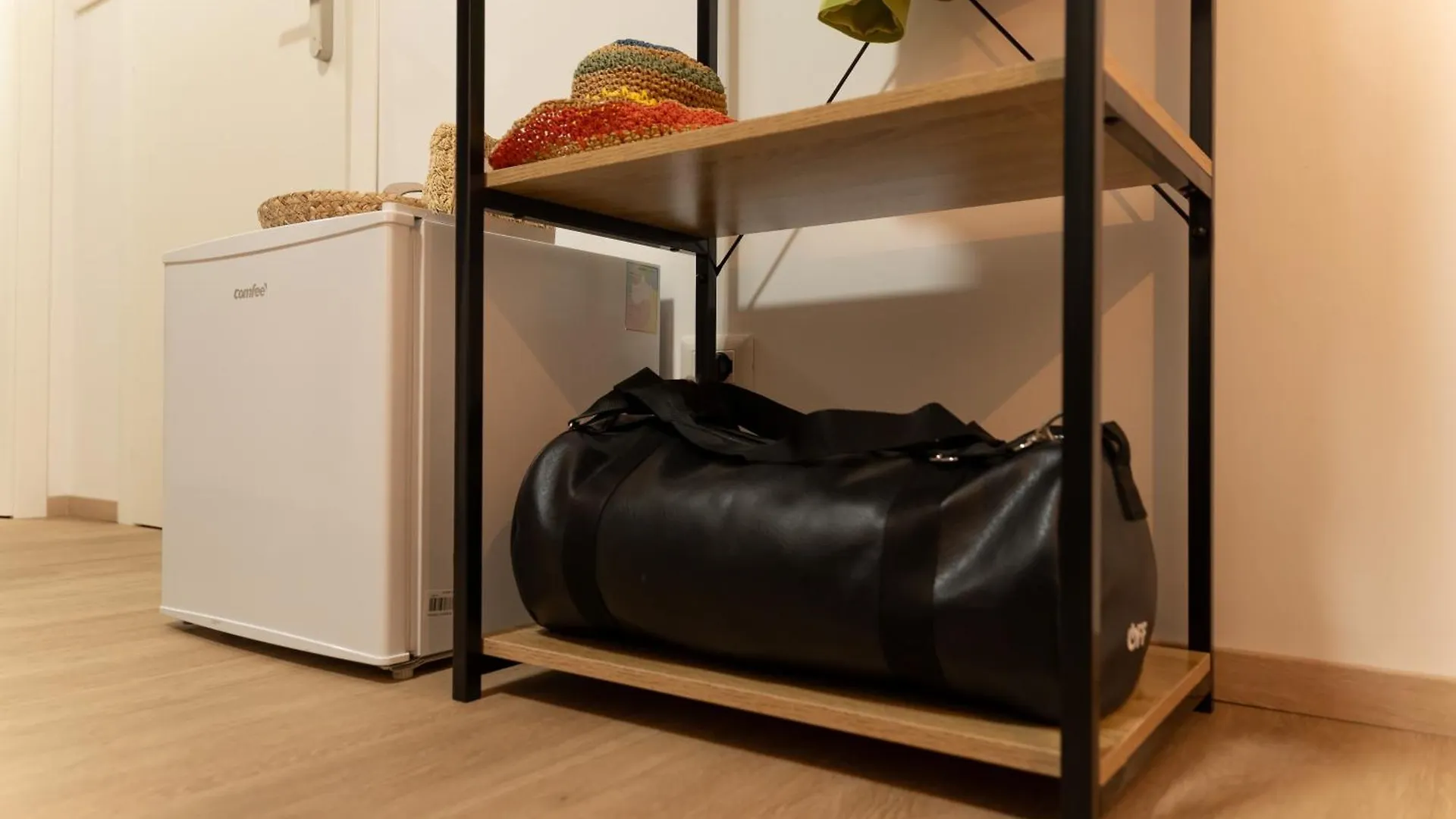 فندق مبيت وإفطار Benincasa Rooms Napoli إيطاليا